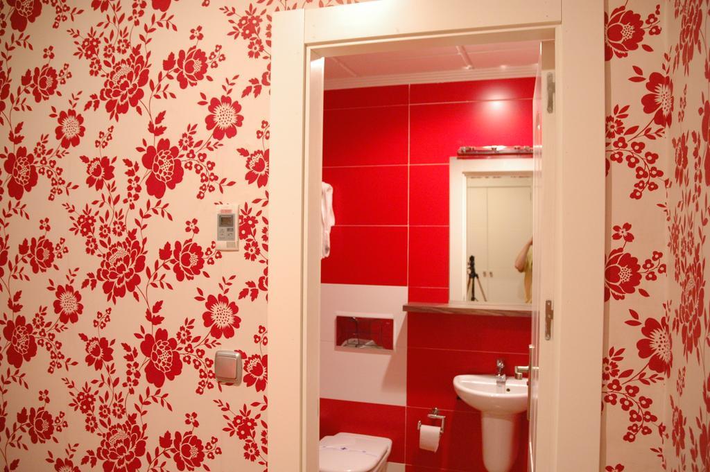 Hotel Ideal Вільярробледо Екстер'єр фото
